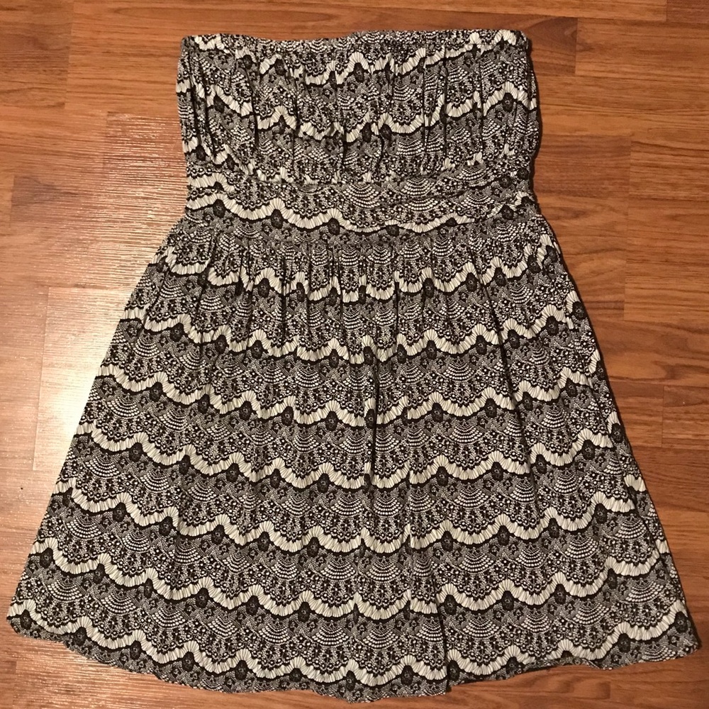 Strapless Black & White Patterned Summer Dress